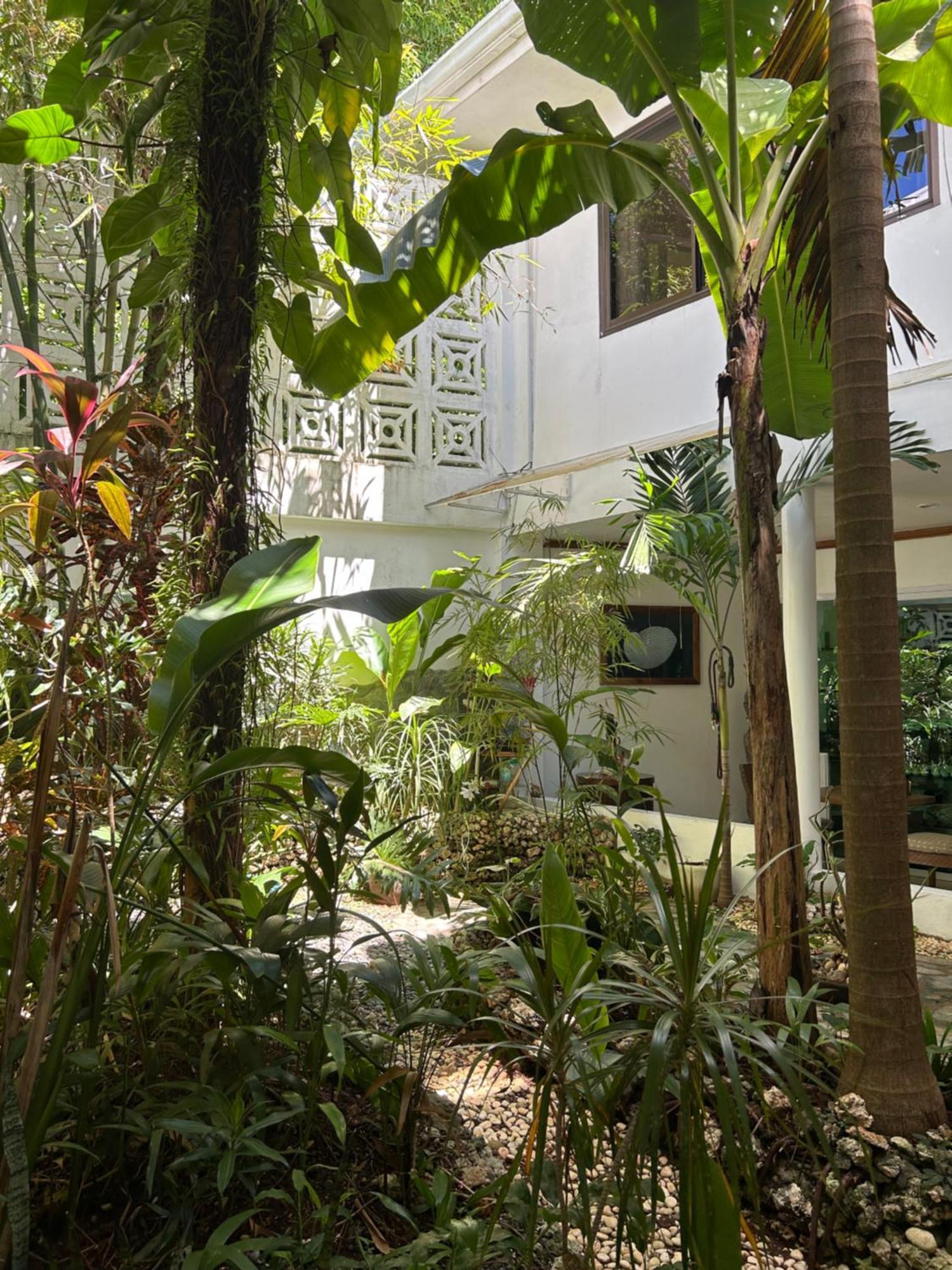 Argonauta Boracay Apartment Suites And Villas Boracay Island Екстер'єр фото